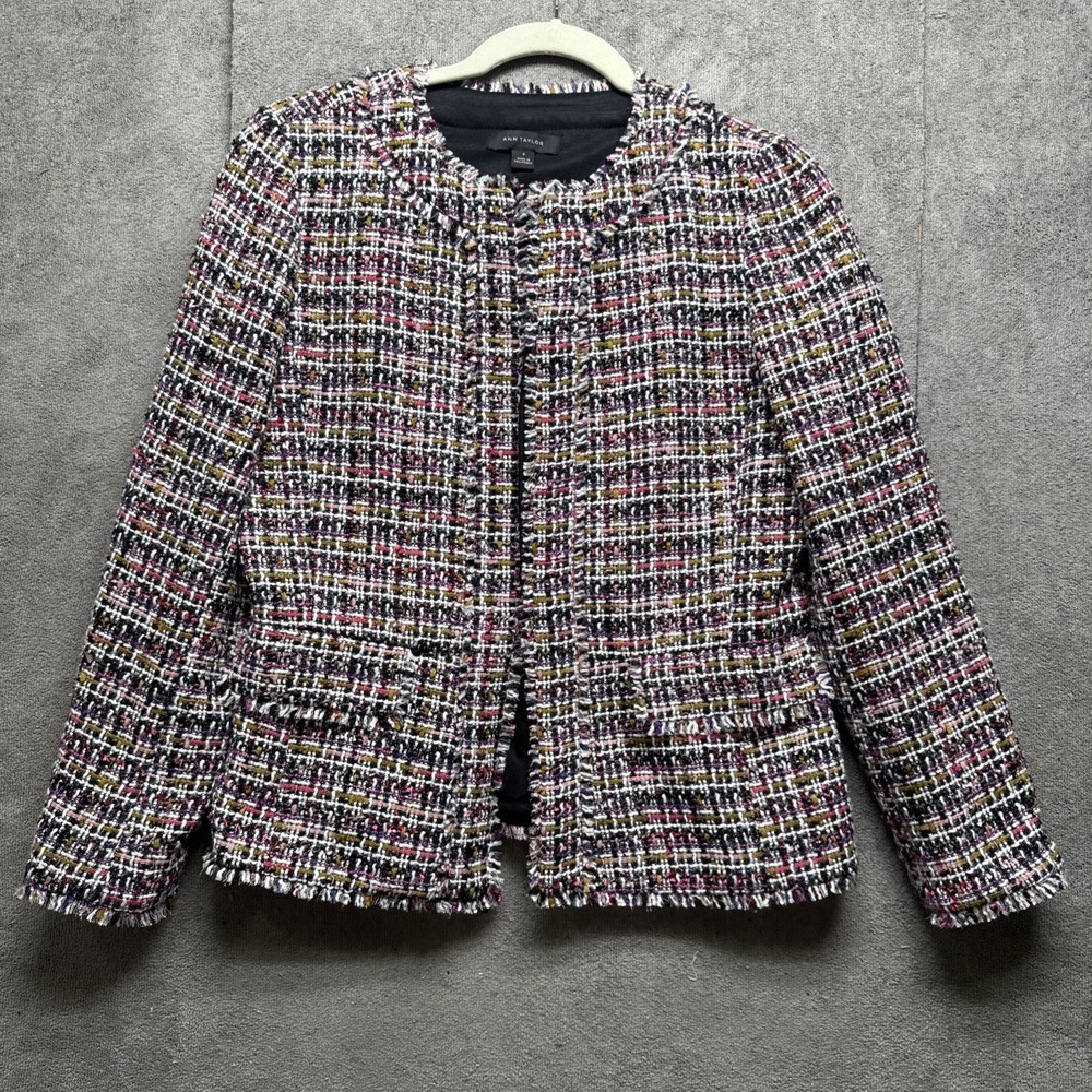 Ann Taylor Tweed Lady Jacker Blazer 4 Pink Boucle Fringe Career Office Church